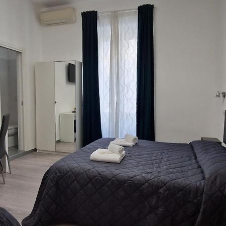 רומא Piumith Guest House מראה חיצוני תמונה