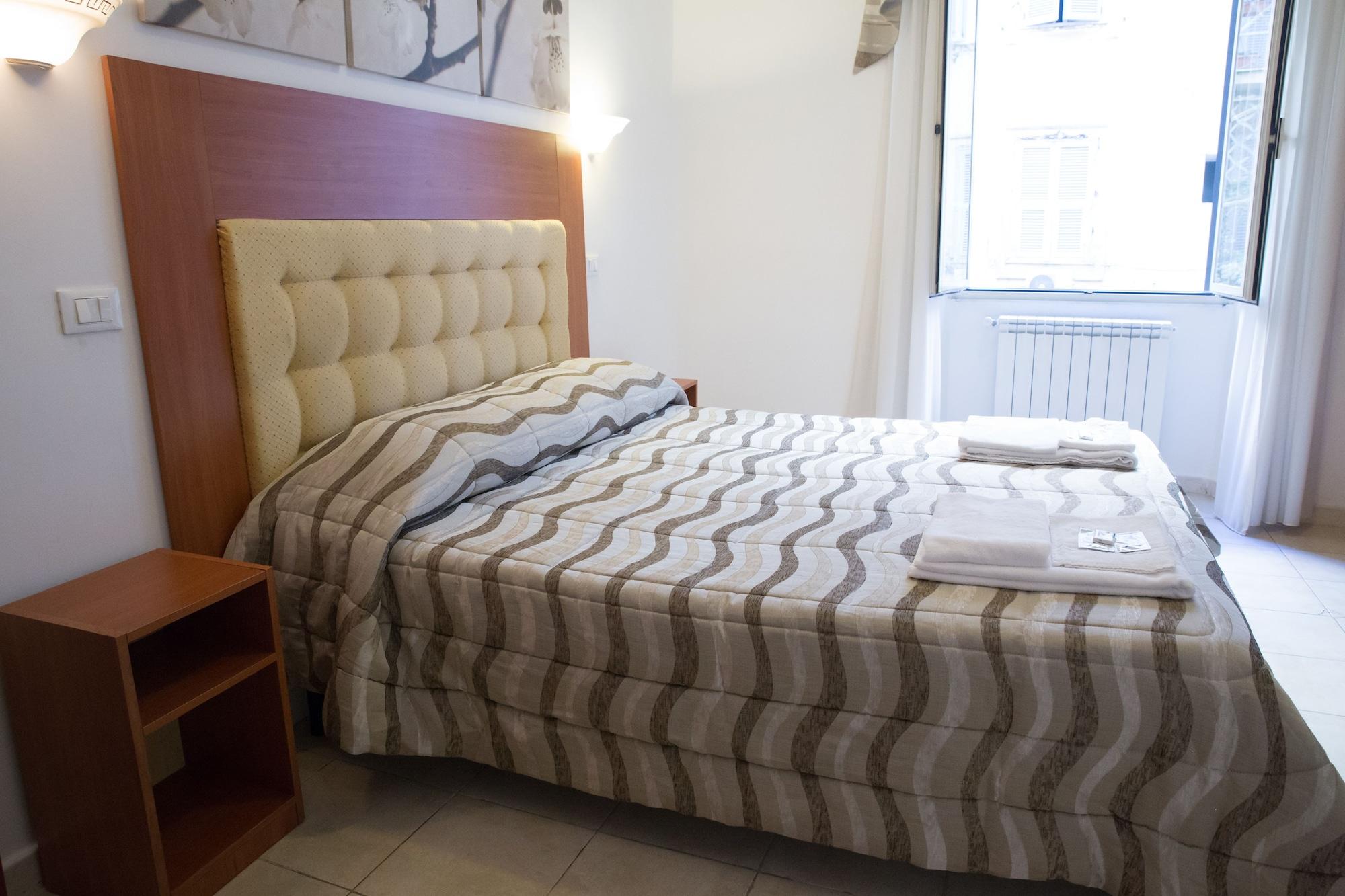 רומא Piumith Guest House מראה חיצוני תמונה