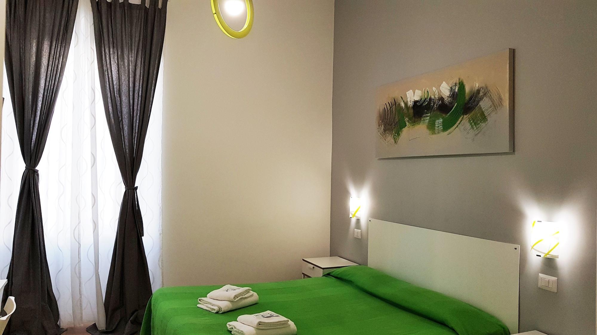 רומא Piumith Guest House מראה חיצוני תמונה