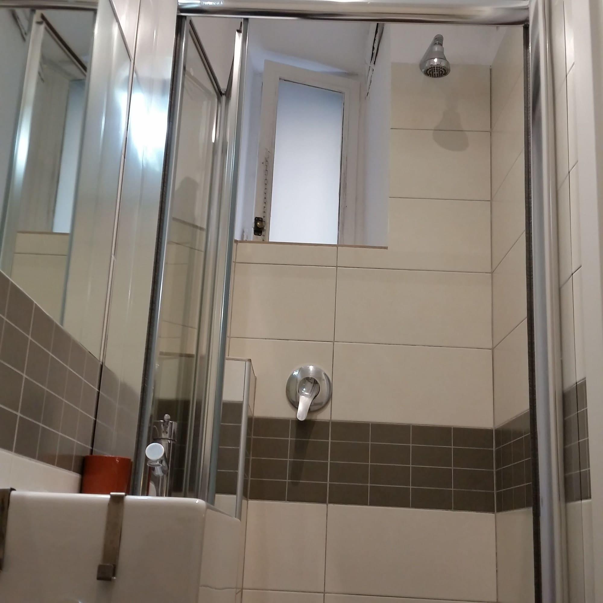 רומא Piumith Guest House מראה חיצוני תמונה