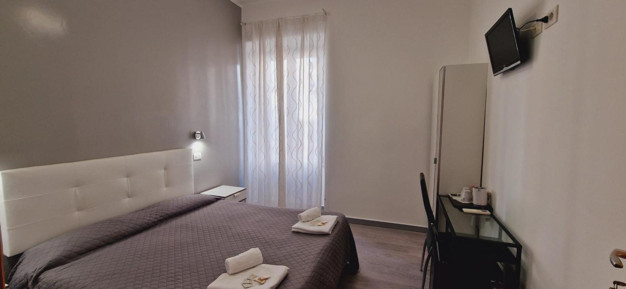 רומא Piumith Guest House מראה חיצוני תמונה